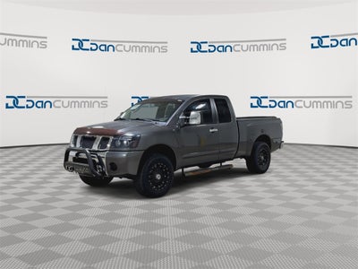 2005 Nissan Titan LE