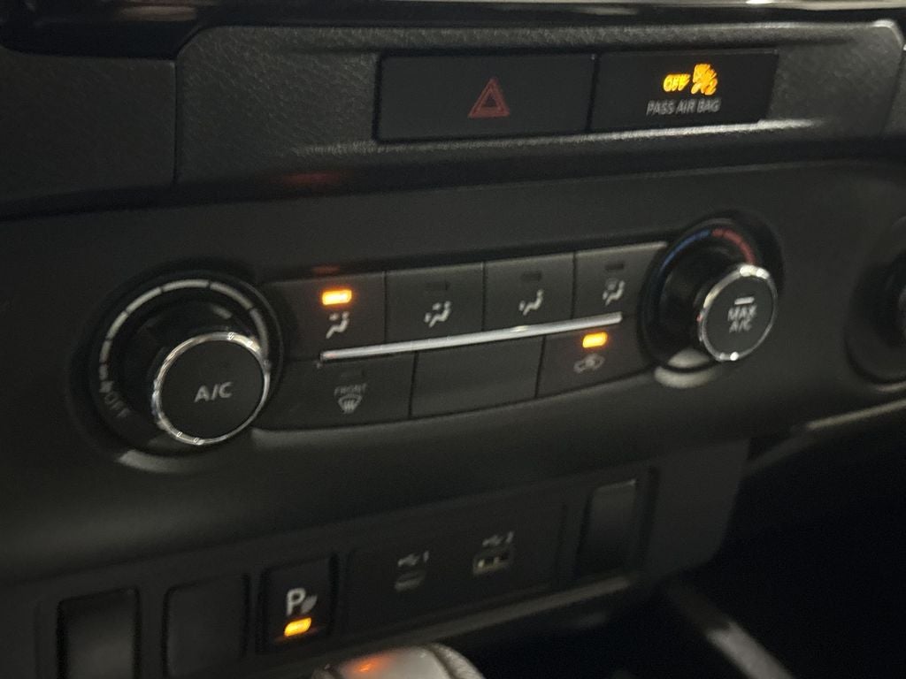 2022 Nissan Frontier S
