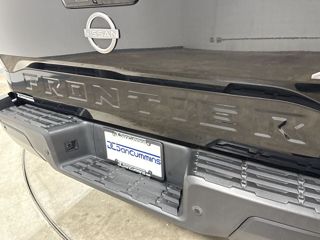 2022 Nissan Frontier S