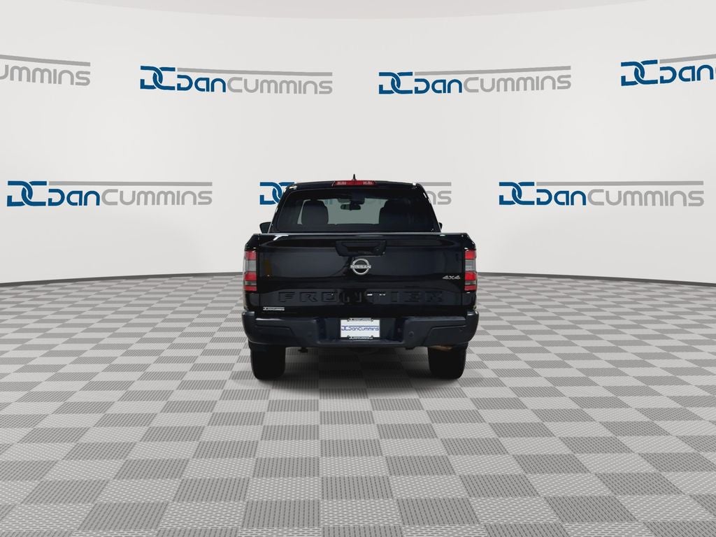 2022 Nissan Frontier S