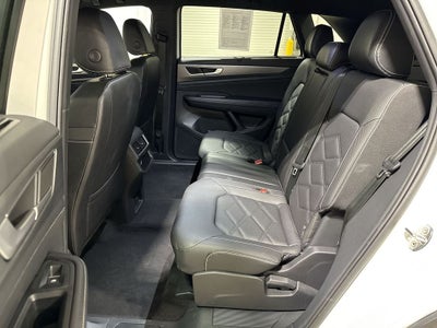 2024 Volkswagen Atlas Cross Sport 2.0T SE w/Technology