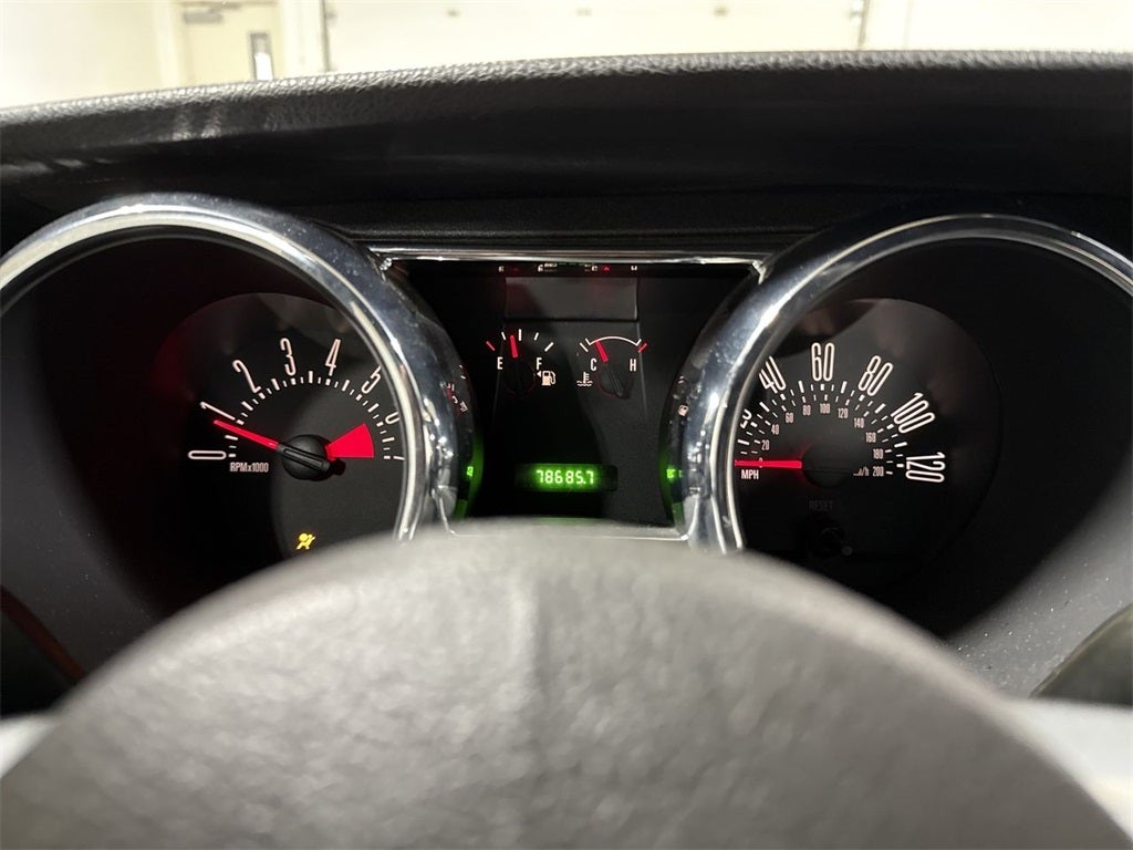 2006 Ford Mustang V6