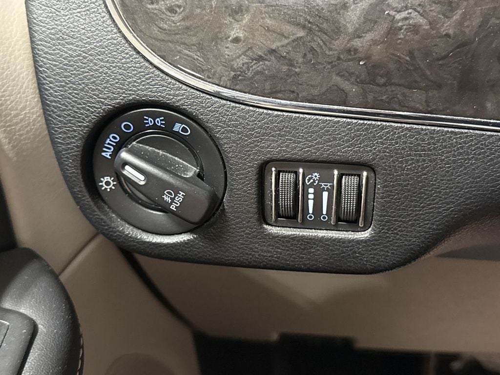 2016 Chrysler Town & Country Touring