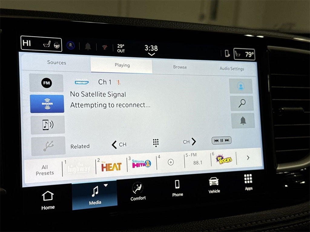 2026 Chrysler Pacifica Select