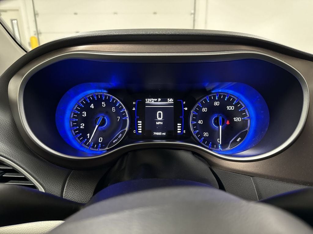 2023 Chrysler Voyager LX