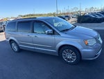 2014 Chrysler Town & Country Touring-L
