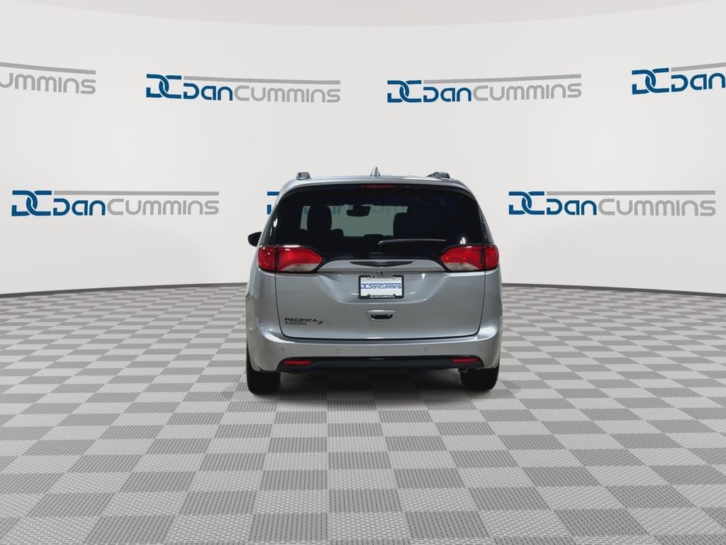 2020 Chrysler Pacifica Touring L Plus