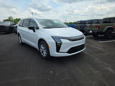 2027 Chrysler Pacifica Select
