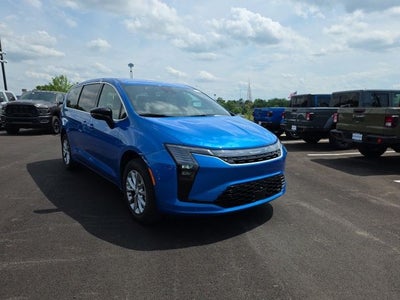 2027 Chrysler Pacifica Select