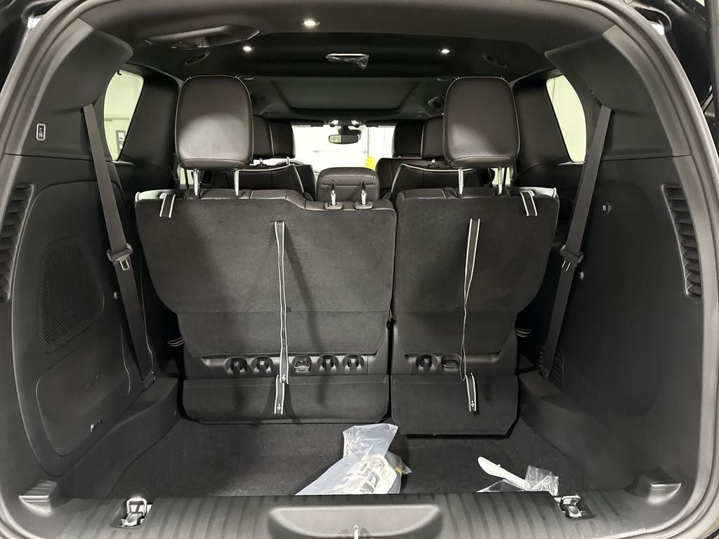 2027 Chrysler Pacifica Limited