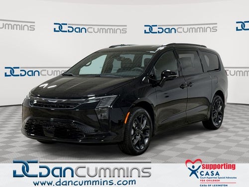 2027 Chrysler Pacifica Limited