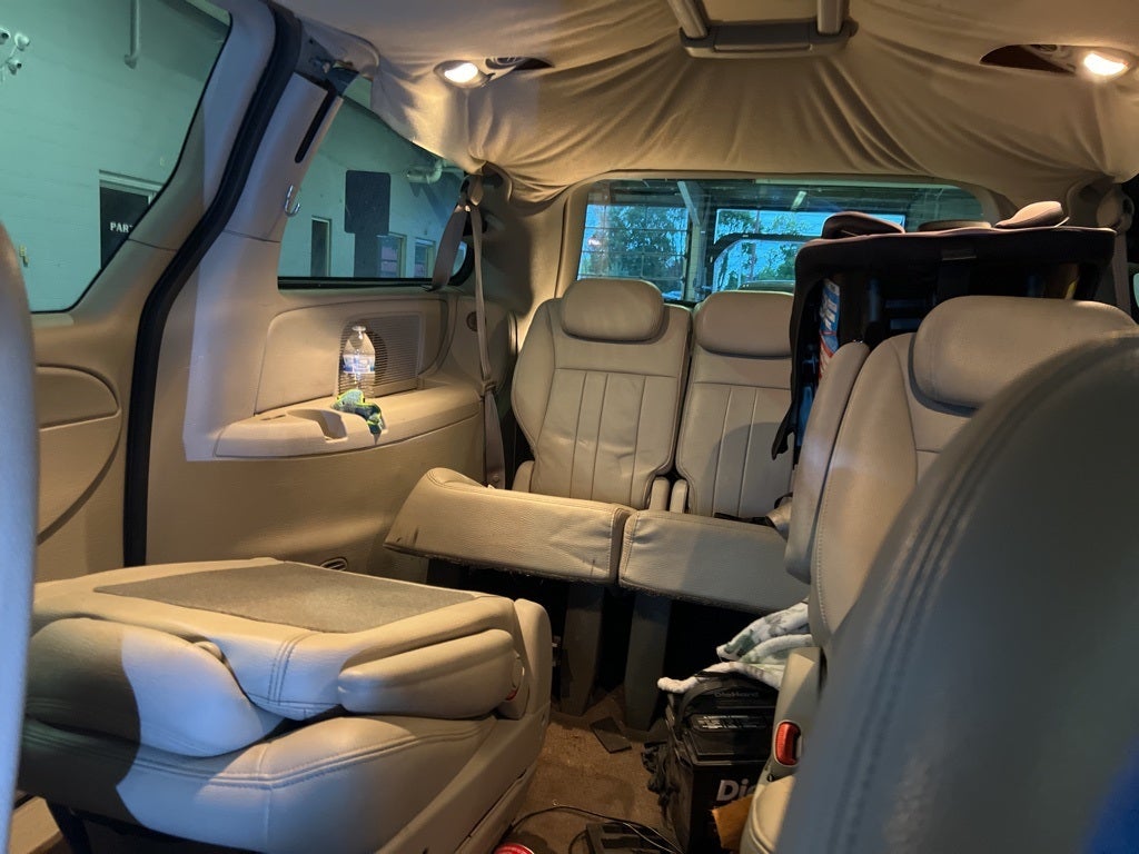 2005 Dodge Grand Caravan SXT