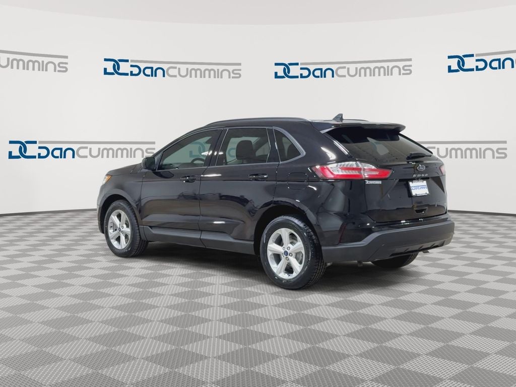 2022 Ford Edge SE