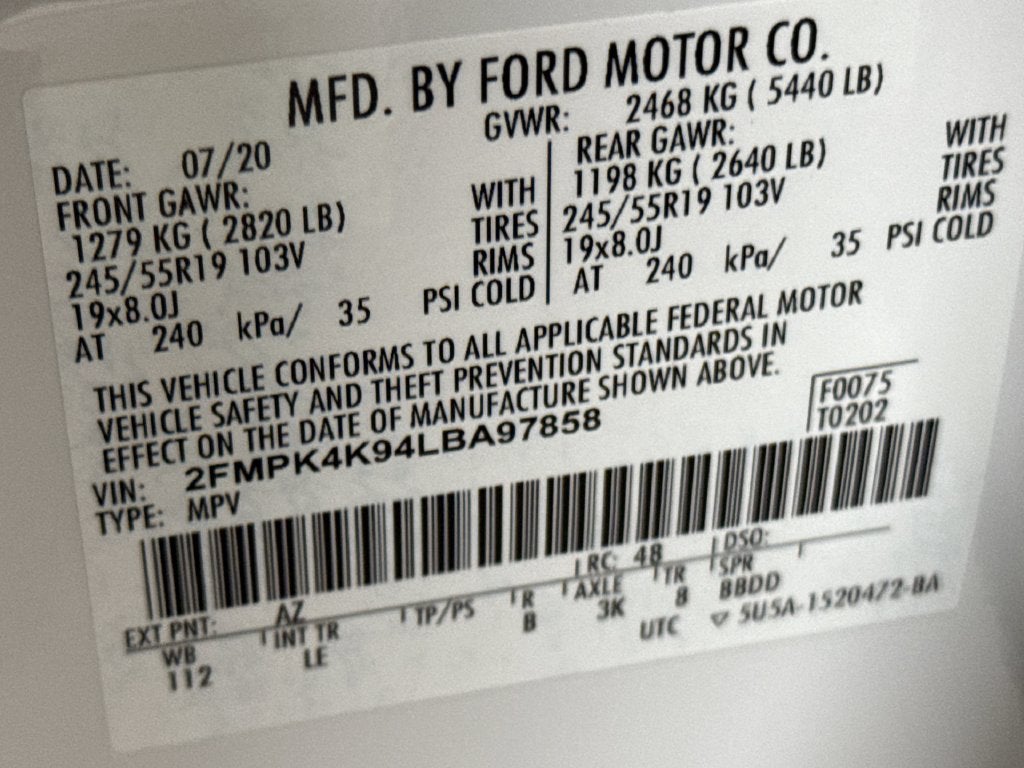 2020 Ford Edge Titanium