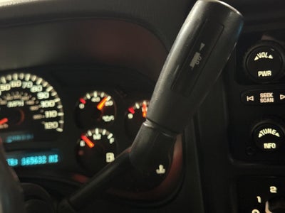 2005 Chevrolet Silverado 1500 LS