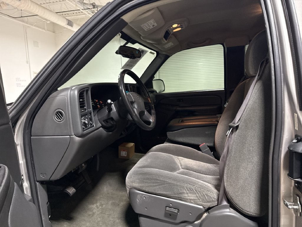 2005 Chevrolet Silverado 1500 LS