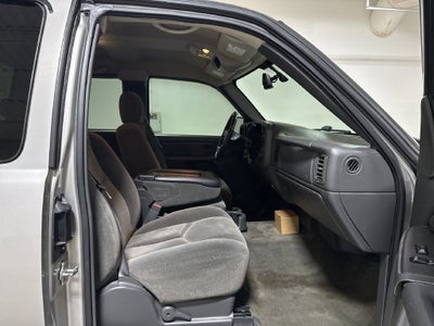 2005 Chevrolet Silverado 1500 LS