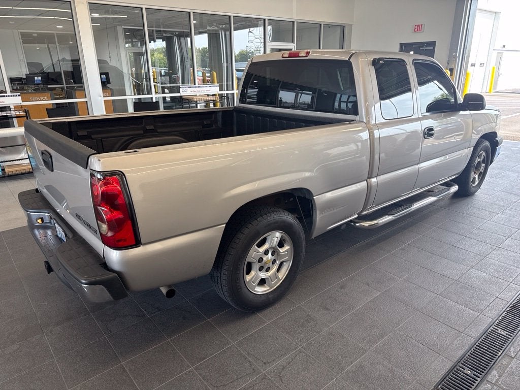 2005 Chevrolet Silverado 1500 LS