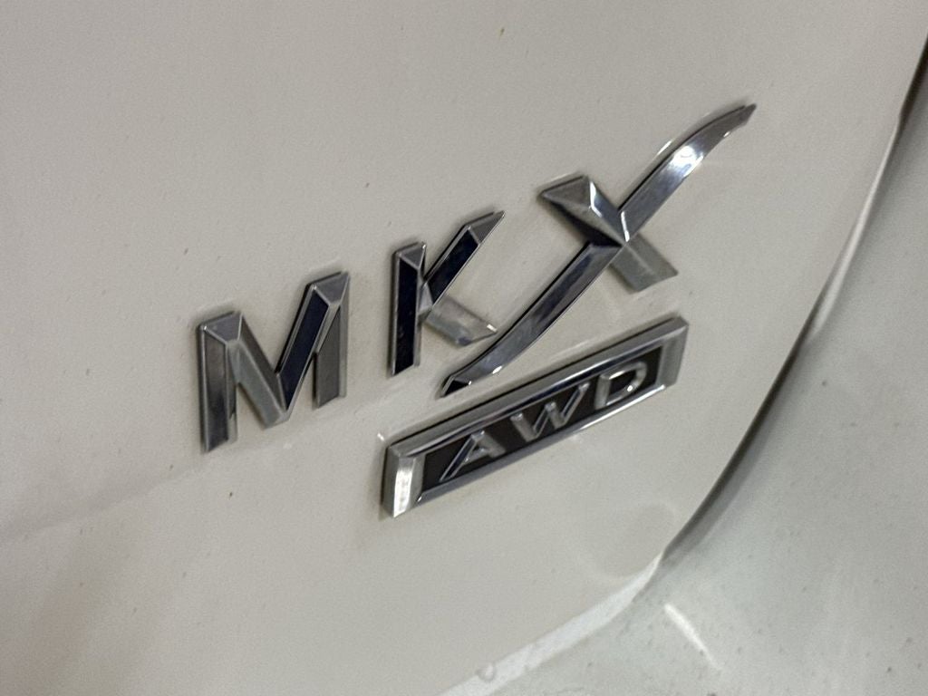 2013 Lincoln MKX Base