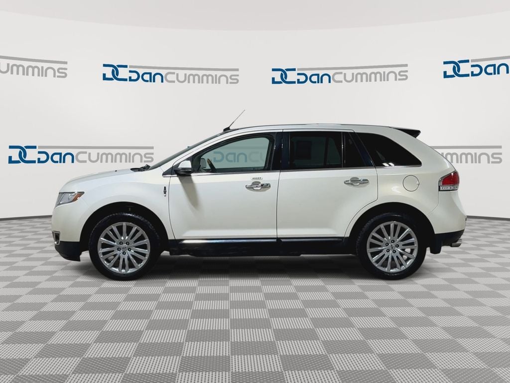 2013 Lincoln MKX Base