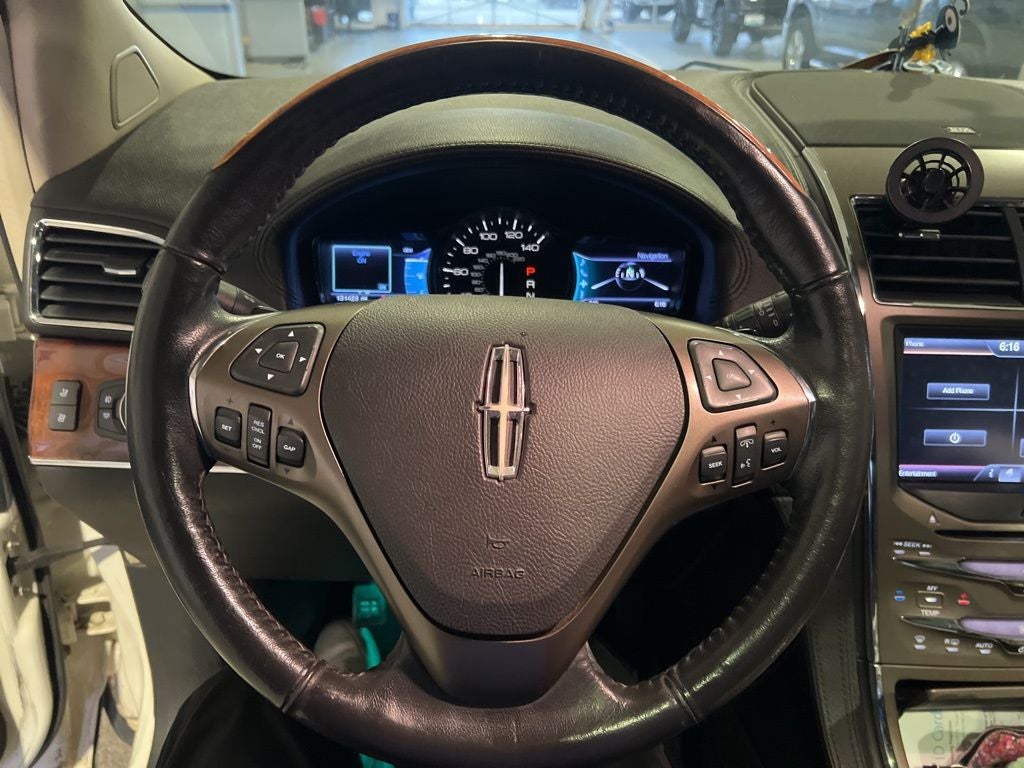 2013 Lincoln MKX Base