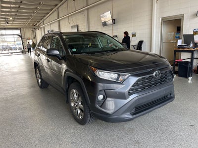 2020 Toyota RAV4 XLE Premium
