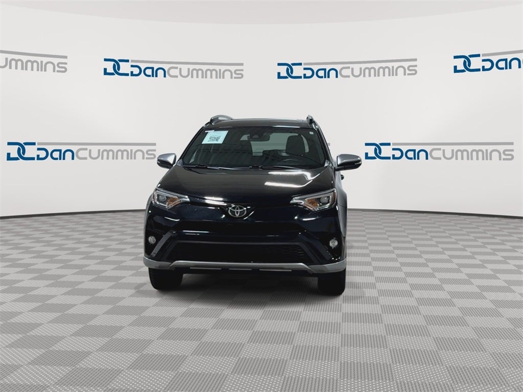 2018 Toyota RAV4 SE
