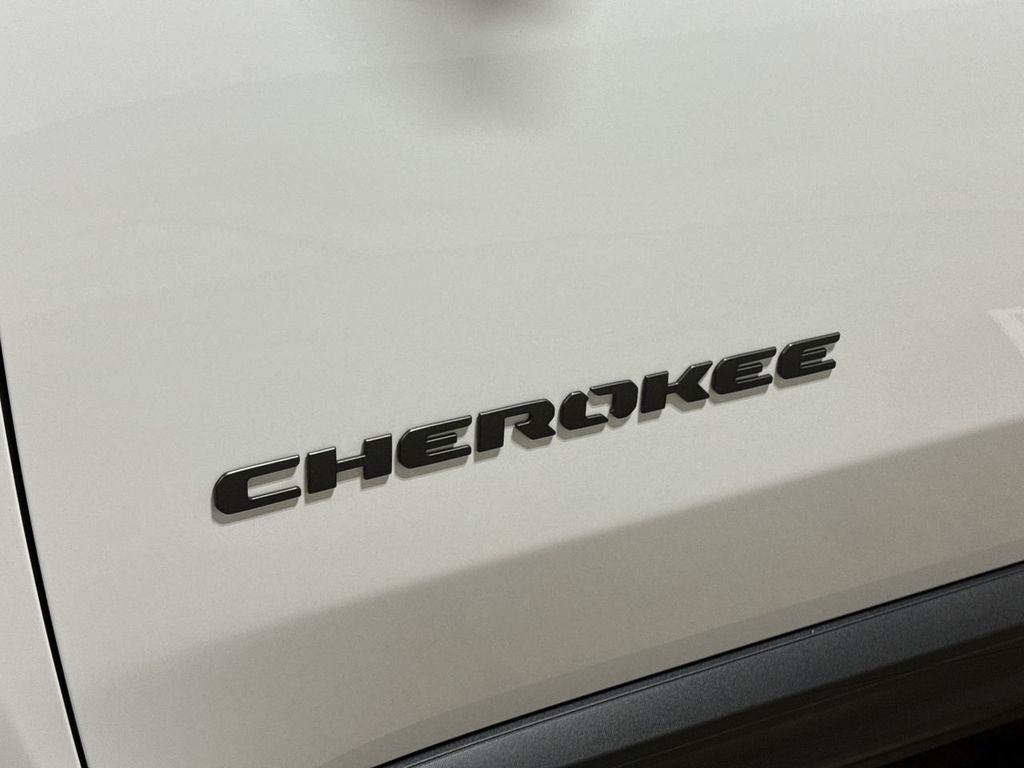 2026 Jeep Cherokee Laredo