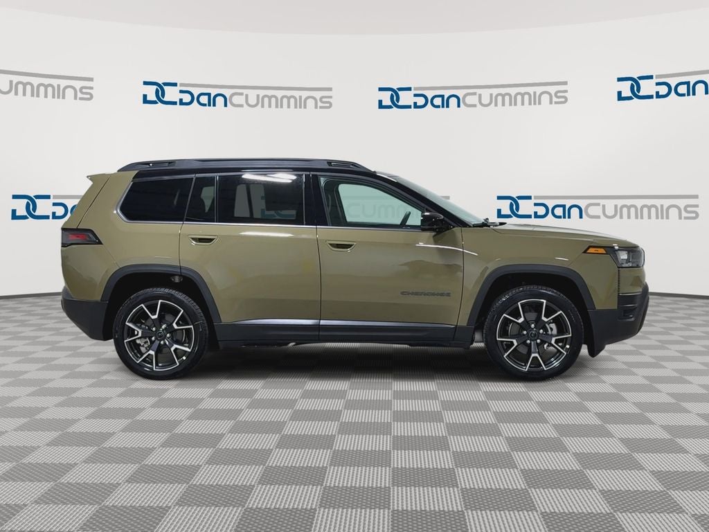 2026 Jeep Cherokee Overland