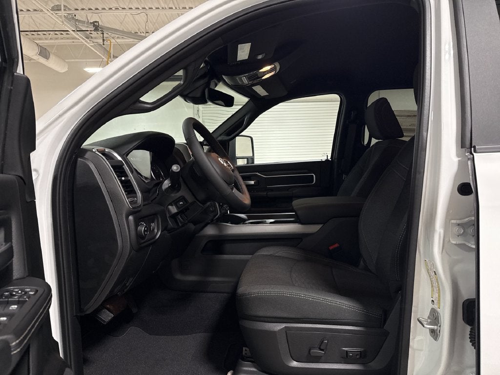 2027 RAM 3500 Big Horn