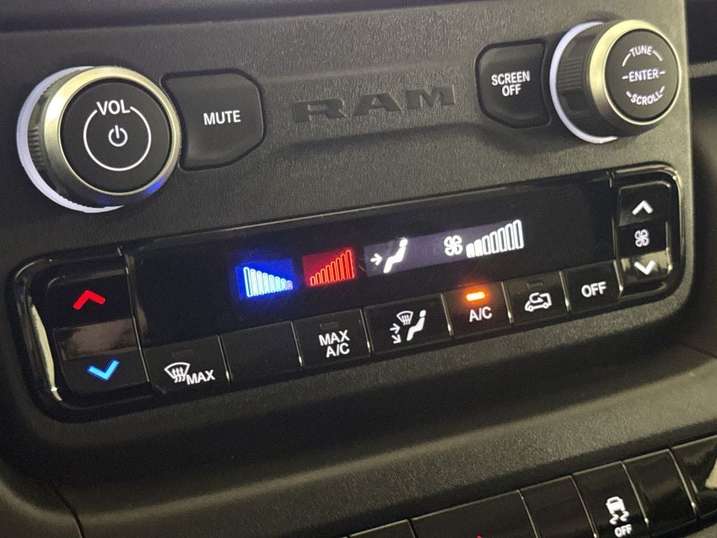 2026 RAM ProMaster 2500 Base