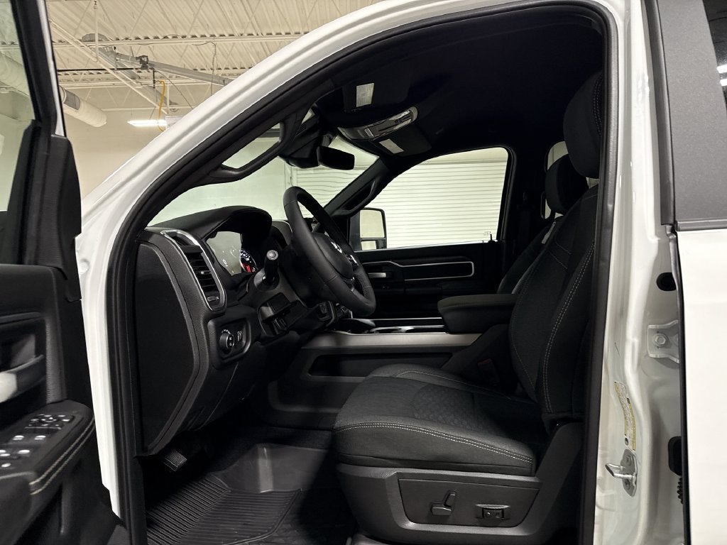 2027 RAM 2500 Big Horn