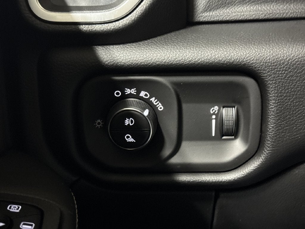 2027 RAM 2500 Big Horn
