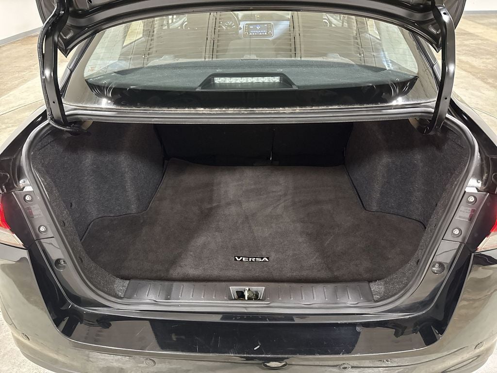 2024 Nissan Versa 1.6 SV