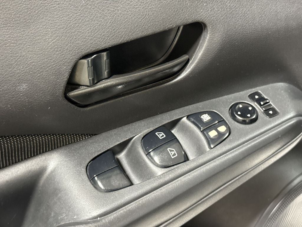 2018 Nissan Kicks S
