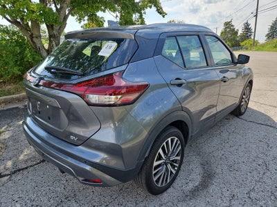 2022 Nissan Kicks SV