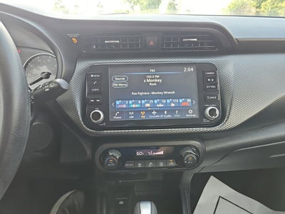 2022 Nissan Kicks SV