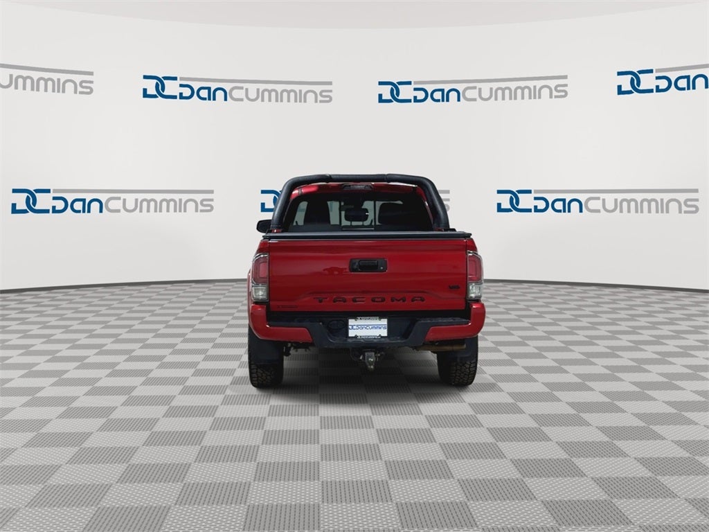 2022 Toyota Tacoma Base
