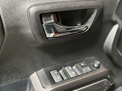 2022 Toyota Tacoma Base