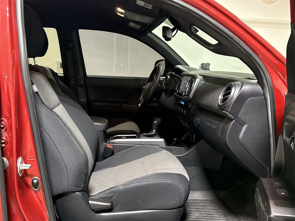 2022 Toyota Tacoma Base