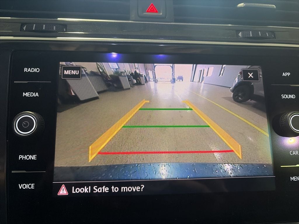 2018 Volkswagen Tiguan Base