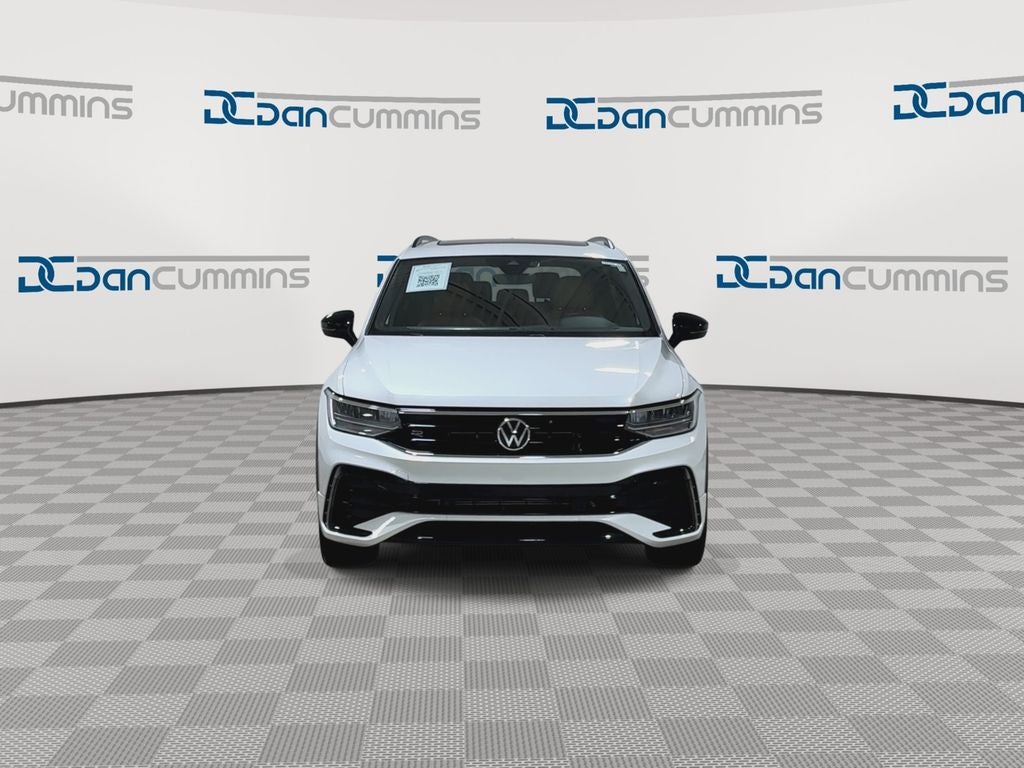 2023 Volkswagen Tiguan 2.0T SE R-Line Black