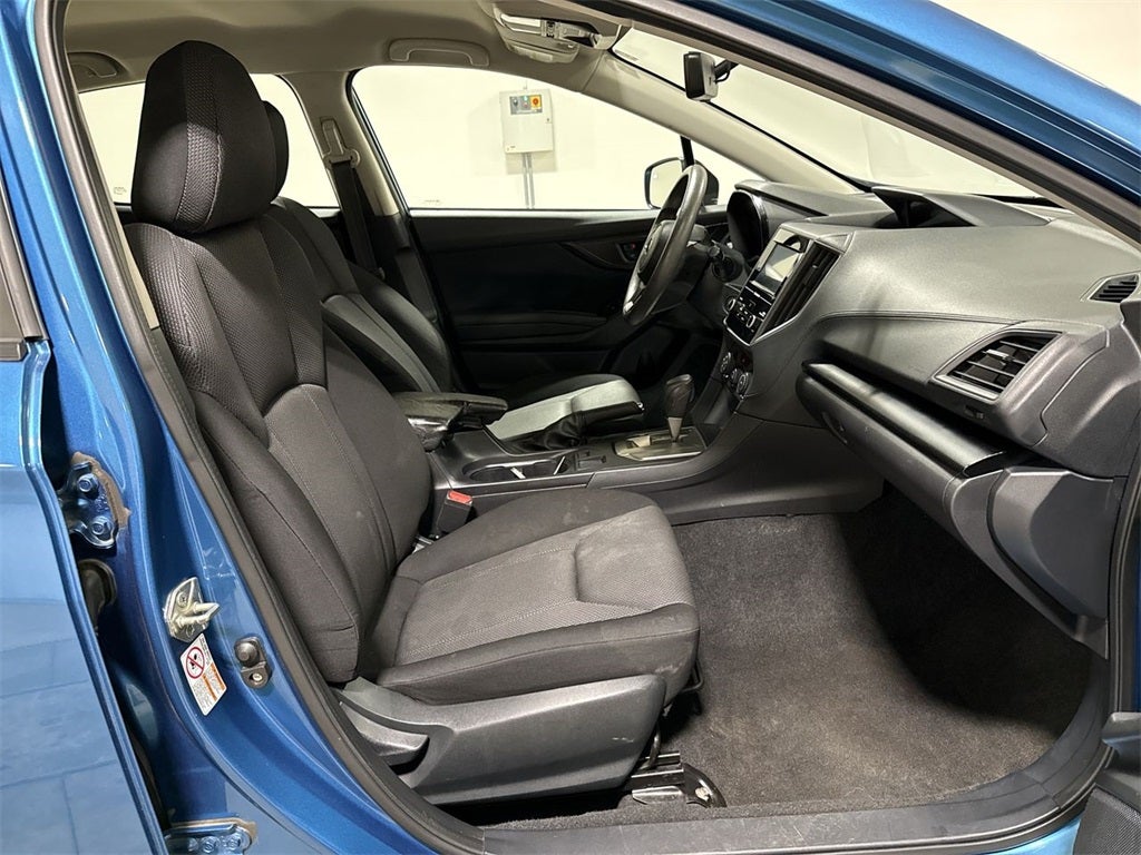 2019 Subaru Impreza 2.0i