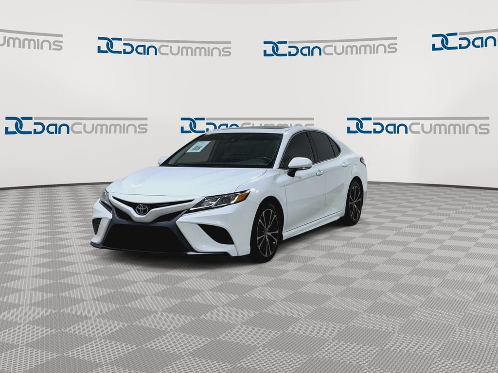 2019 Toyota Camry SE