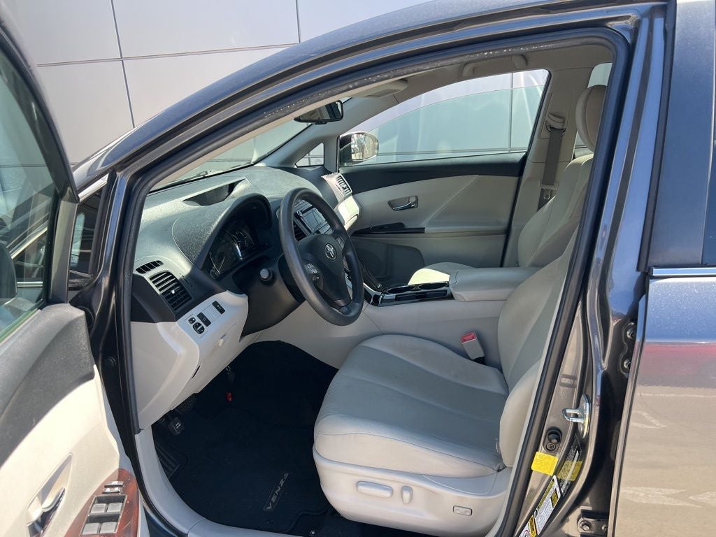 2011 Toyota Venza Base