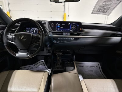 2021 Lexus ES 300h