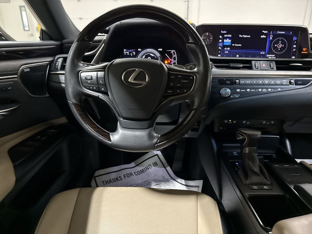 2021 Lexus ES 300h