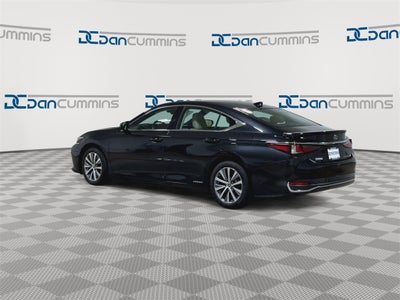2021 Lexus ES 300h