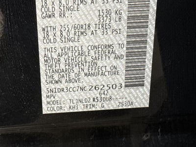 2022 Nissan Pathfinder SL