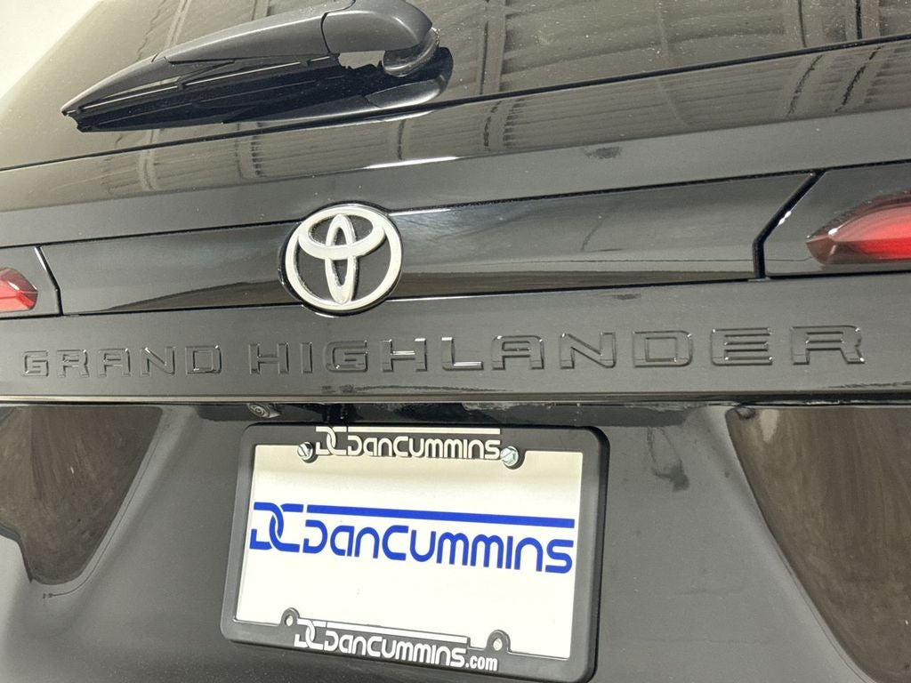 2025 Toyota Grand Highlander XLE